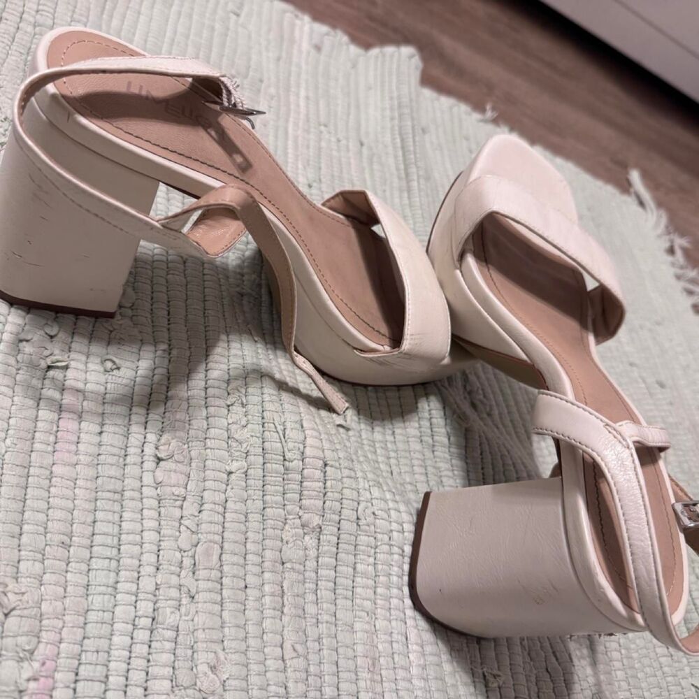 Limelight Women's Cream and Pink Footwear